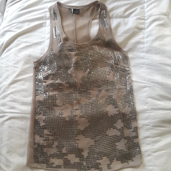 Sheer tank with sequins - Picture 2 of 4